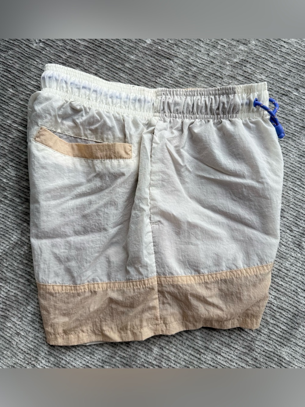 Nike Women’s Sportswear Icon Clash Shorts Ivory/Brown Size XS - Picture 5 of 9